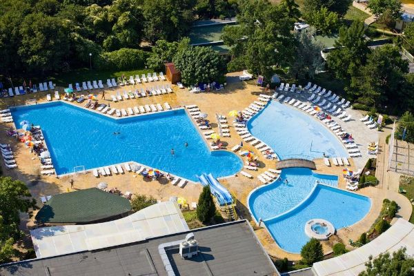 Hotel .Com (Albena)